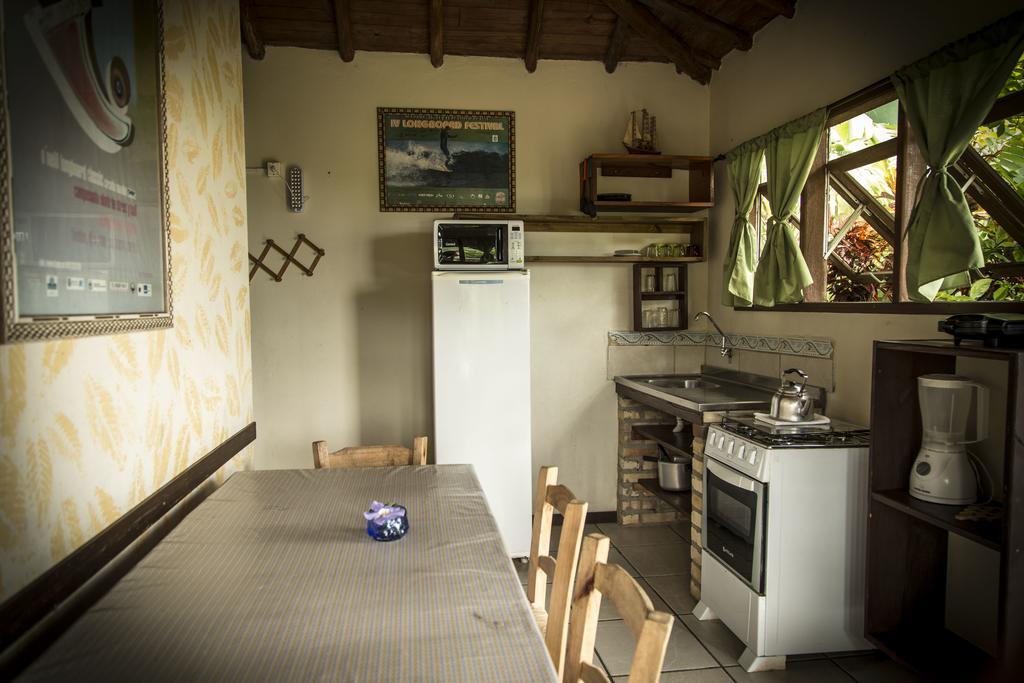 Pousada Vale Verde Bungalows Praia do Rosa Zimmer foto